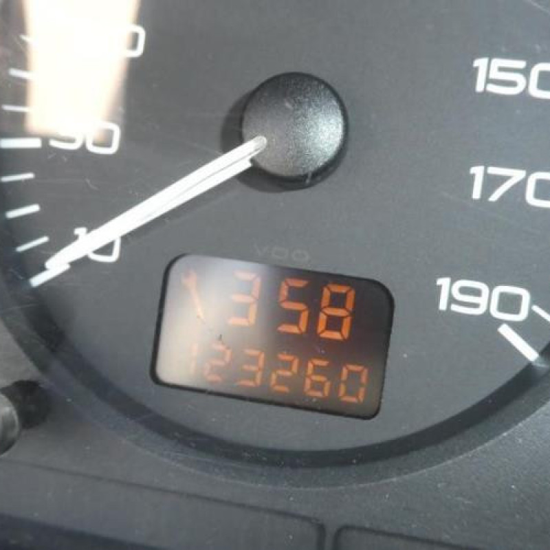 Tambour arriere droit PEUGEOT 106 Photo n°4