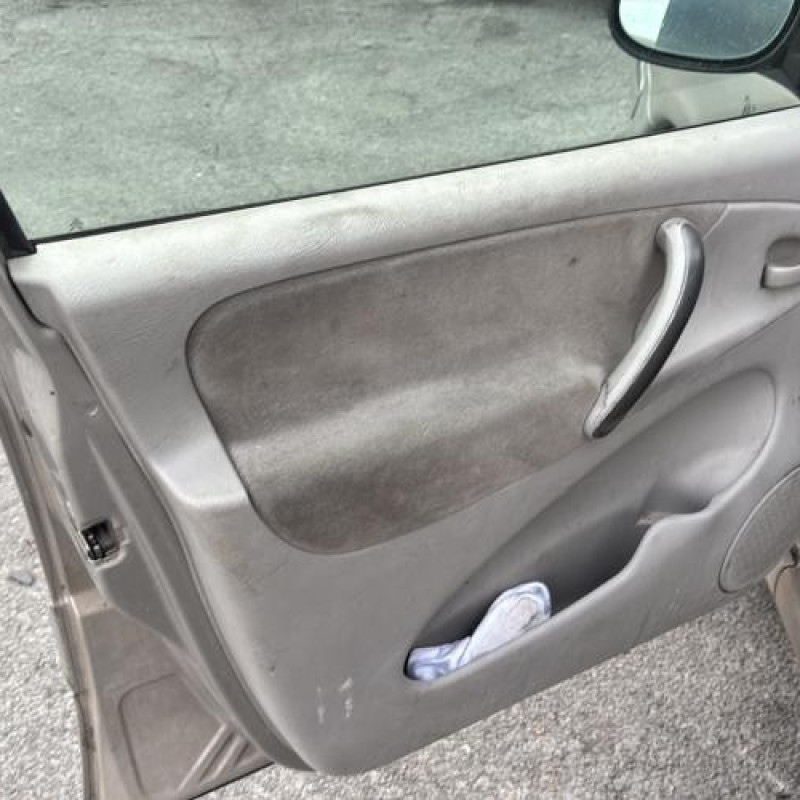 Reservoir essence CITROEN XSARA PICASSO Photo n°9