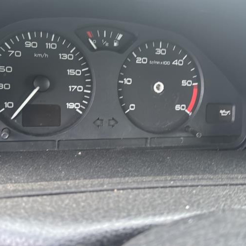 Tambour arriere gauche PEUGEOT 106 Photo n°16