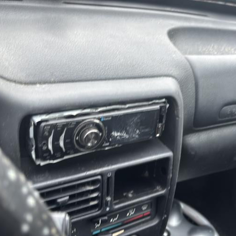 Tambour arriere gauche PEUGEOT 106 Photo n°17