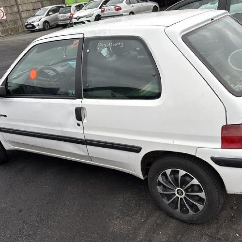 Tambour arriere droit PEUGEOT 106 Photo n°6