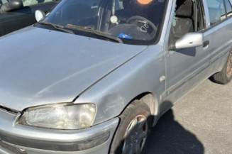 Tambour arriere gauche PEUGEOT 106 Photo n°1