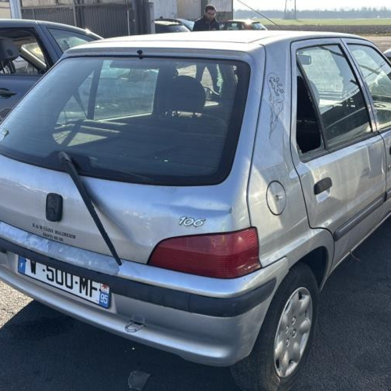 Tambour arriere gauche PEUGEOT 106 Photo n°3