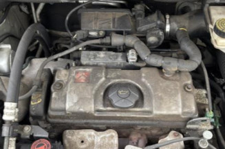 Pivot de moyeu avant gauche CITROEN XSARA PICASSO