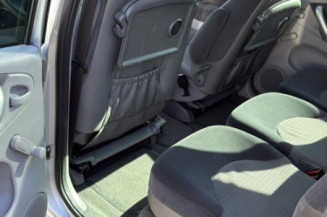 Pivot de moyeu avant droit CITROEN XSARA PICASSO