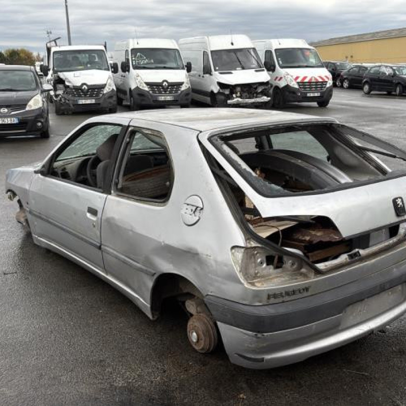 Pivot de moyeu avant gauche PEUGEOT 306 Photo n°3