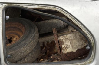 Pivot de moyeu avant gauche PEUGEOT 306