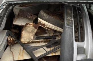 Pivot de moyeu avant gauche PEUGEOT 306