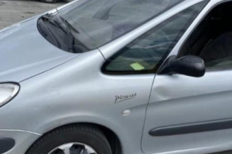 Pivot de moyeu avant droit CITROEN XSARA PICASSO
