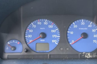 Pivot de moyeu avant droit CITROEN BERLINGO 1