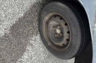 Pivot de moyeu avant droit CITROEN BERLINGO 1