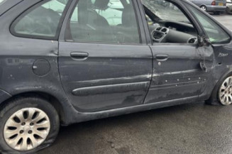 Pivot de moyeu avant gauche CITROEN XSARA PICASSO