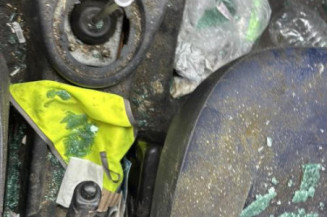 Pivot de moyeu avant gauche PEUGEOT PARTNER 1