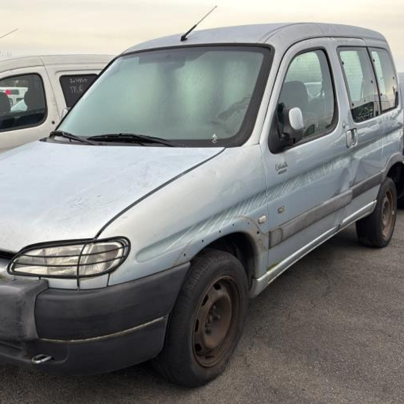 Pivot de moyeu avant gauche PEUGEOT PARTNER 1 Photo n°1