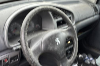 Pivot de moyeu avant gauche PEUGEOT PARTNER 1