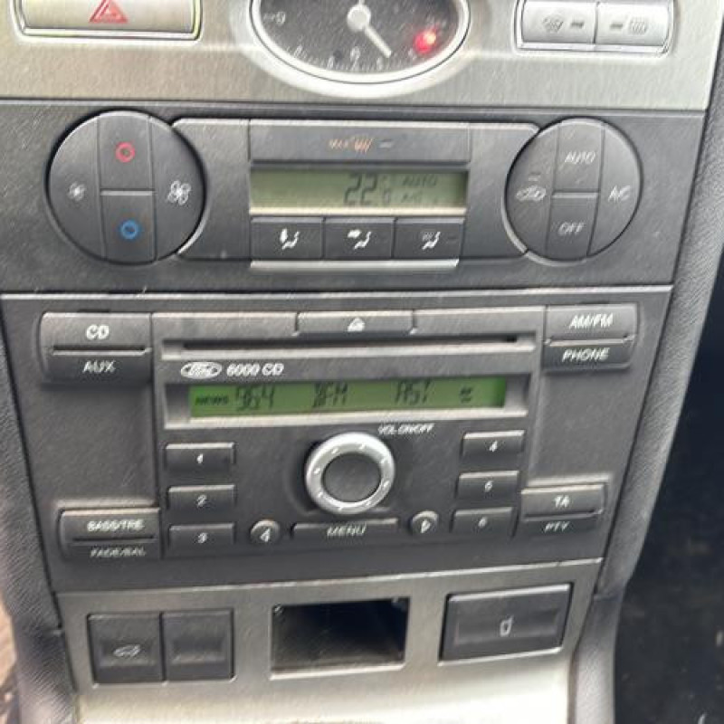 Aile arriere gauche FORD MONDEO 2 Photo n°16