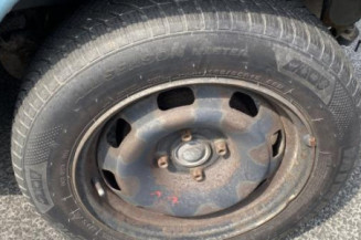 Pivot de moyeu avant droit CITROEN BERLINGO 1