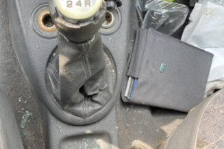 Pivot de moyeu avant gauche CITROEN BERLINGO 1