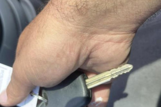 Pivot de moyeu avant gauche CITROEN XSARA PICASSO