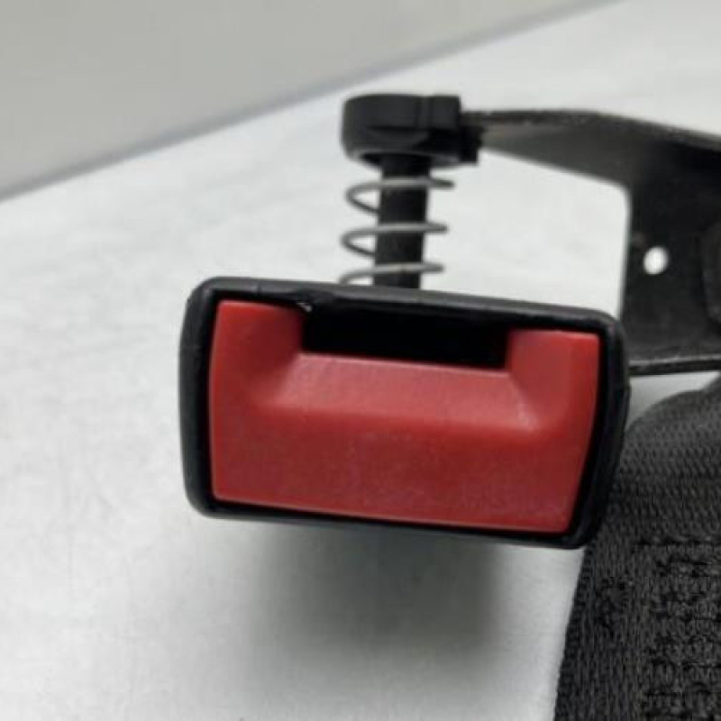 Attache ceinture arriere droit BMW X3 E83 Photo n°4