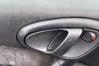 Pivot de moyeu avant droit CITROEN XSARA