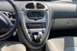 Pivot de moyeu avant droit CITROEN XSARA PICASSO