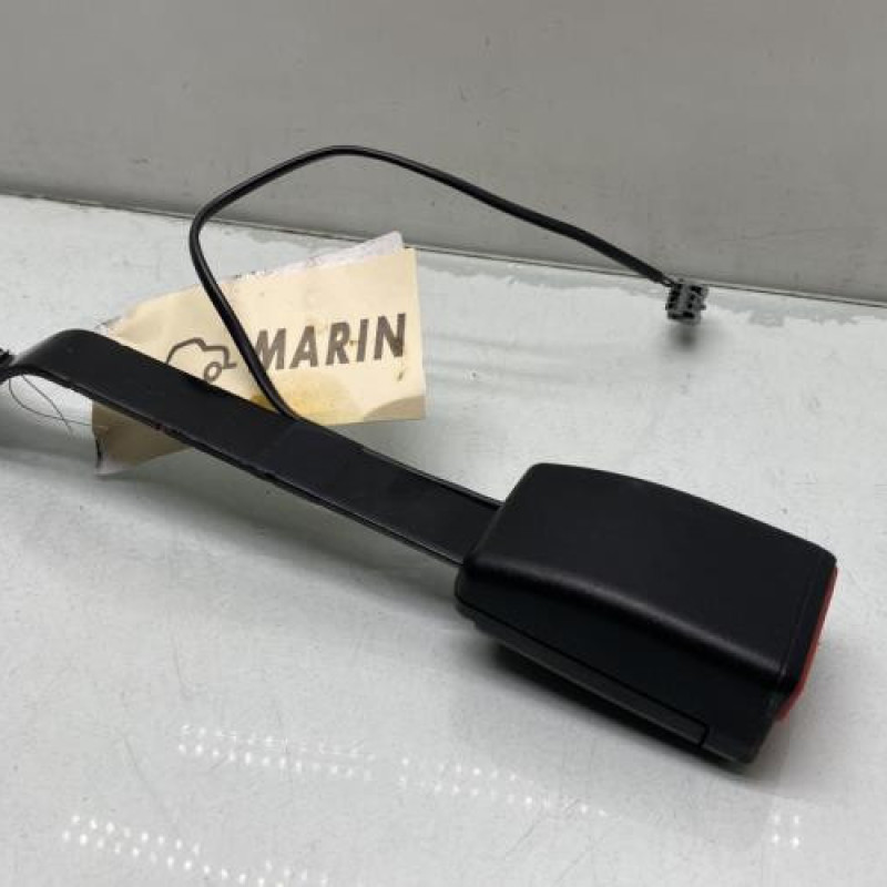 Attache ceinture avant droit RENAULT CAPTUR 1 Photo n°1