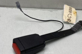 Attache ceinture avant droit RENAULT CAPTUR 1
