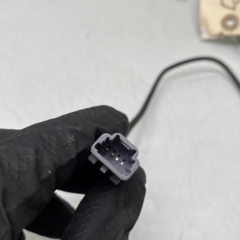 Attache ceinture avant droit RENAULT CAPTUR 1 Photo n°4