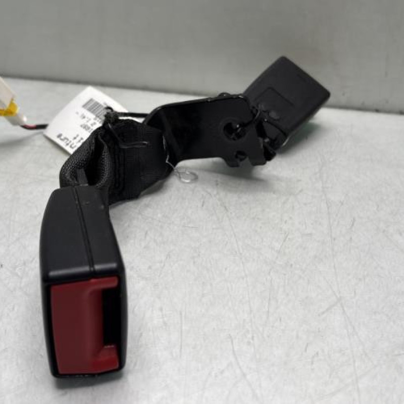 Attache ceinture arriere droit ALFA ROMEO GIULIETTA 2 Photo n°3