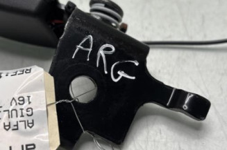 Attache ceinture arriere gauche ALFA ROMEO GIULIETTA 2