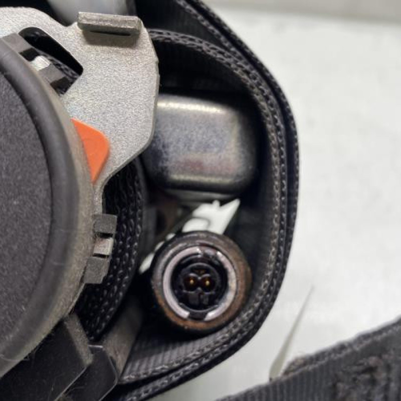 Pretensionneur de ceinture avant droit PEUGEOT 208 1 Photo n°5