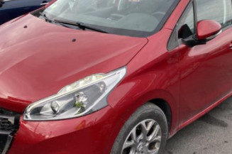 Pretensionneur de ceinture avant droit PEUGEOT 208 1