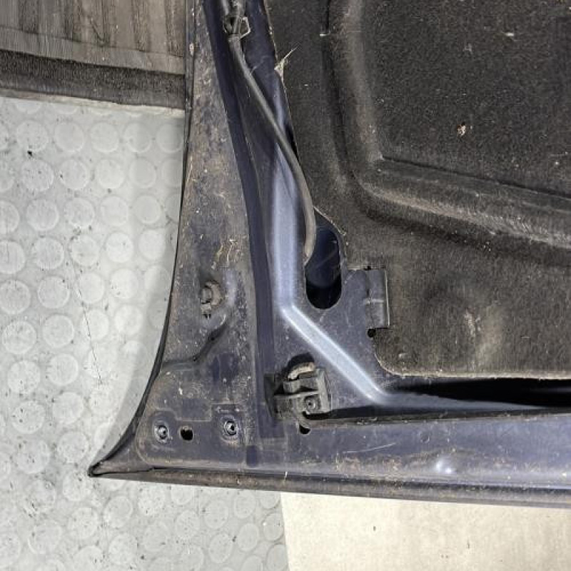 Capot RENAULT CLIO 2 Photo n°10