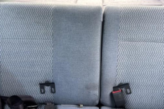 Attache ceinture avant droit RENAULT SUPER 5