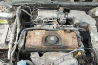 Verin de coffre PEUGEOT 106