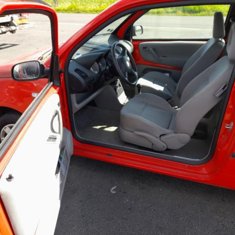 Calandre VOLKSWAGEN LUPO Photo n°15