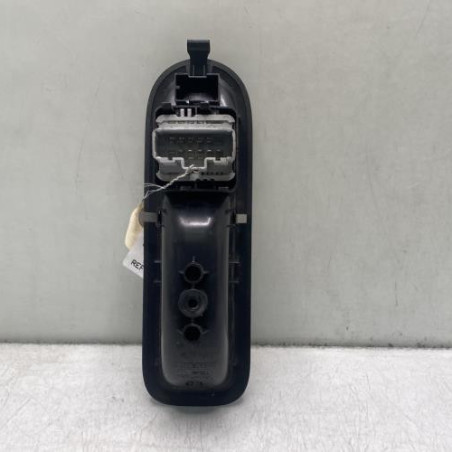 Interrupteur de leve vitre avant gauche RENAULT CLIO 3