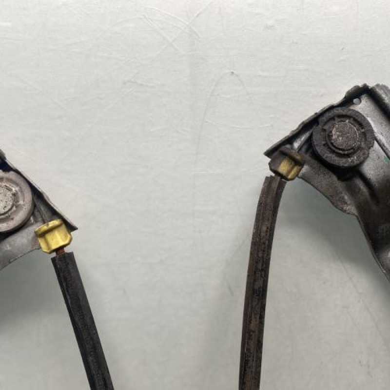 Leve vitre electrique avant droit RENAULT CLIO 3 Photo n°4
