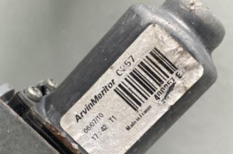 Leve vitre electrique avant droit RENAULT CLIO 3