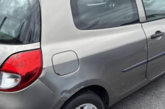 Serrure avant gauche RENAULT CLIO 3