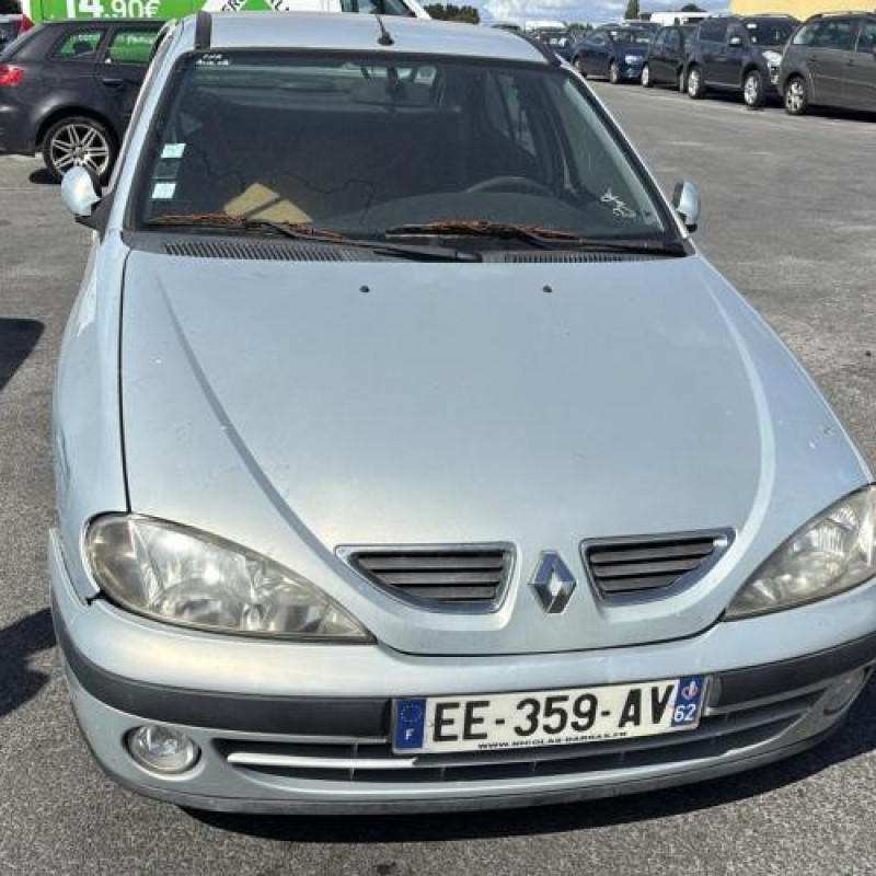 Leve vitre electrique avant gauche RENAULT MEGANE 1 Photo n°15