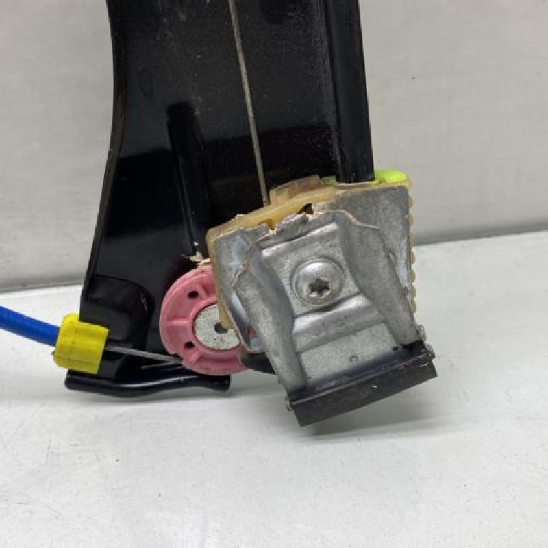 Leve vitre electrique avant gauche VOLKSWAGEN SHARAN 2 Photo n°3