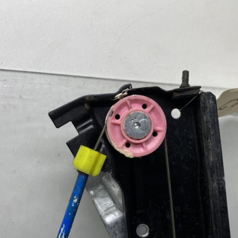 Leve vitre electrique avant gauche VOLKSWAGEN SHARAN 2 Photo n°4