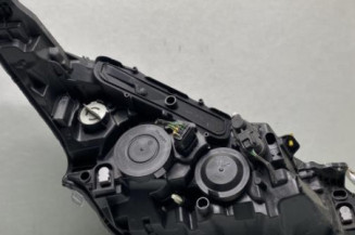 Optique avant principal gauche (feux)(phare) PEUGEOT 208 1