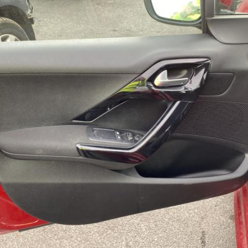 Interrupteur de leve vitre avant droit PEUGEOT 208 1 Photo n°14