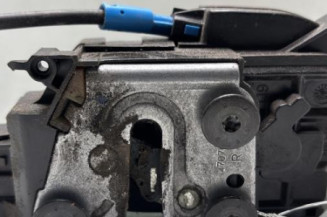 Serrure avant droit RENAULT LAGUNA 3