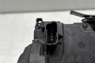 Serrure avant droit RENAULT LAGUNA 3