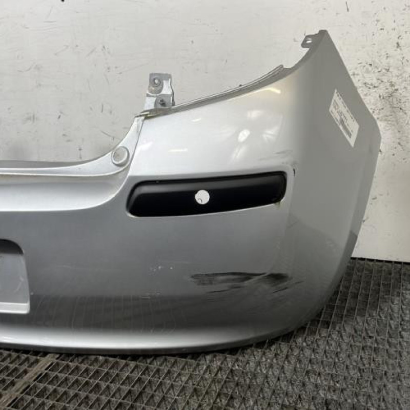 Pare choc arriere RENAULT CLIO 3 Photo n°3