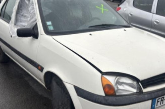 Moteur essuie glace arriere FORD FIESTA 4